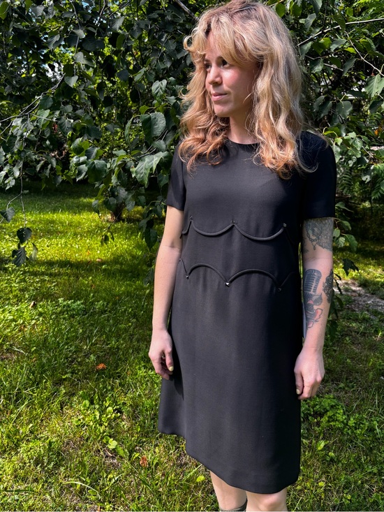 Valentino Dresses & Skirts - Valentino Black Short-Sleeve Mini Dress with Scalloped Trim